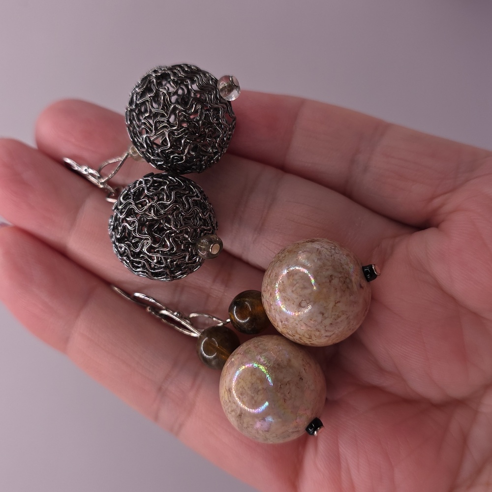 5/$25 Vintage Bauble Earrings Set